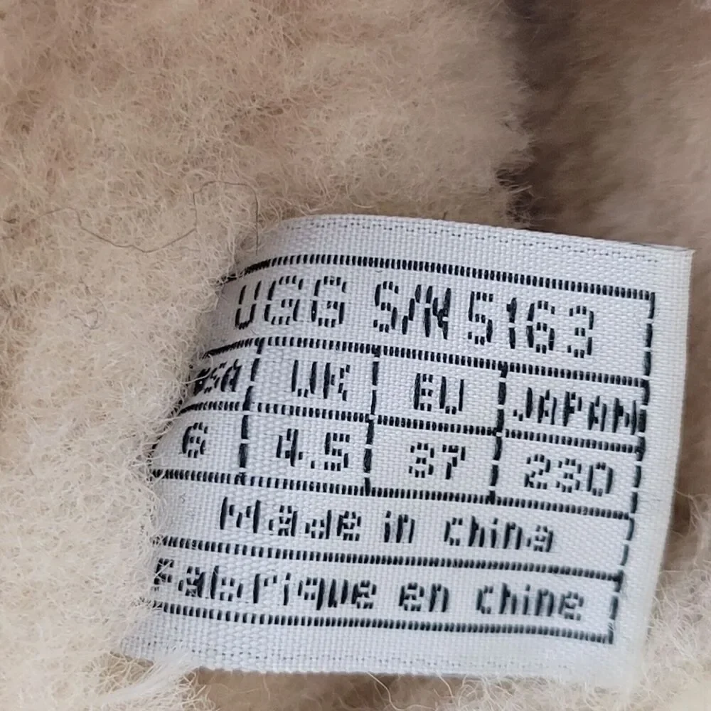 UGG Upside 5163 Boots Size 6 Tall Black Suede Lace Up Sides Studded Sherpa Lined